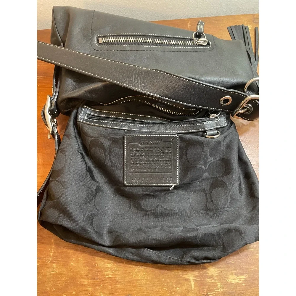 Coach Vintage 1415 Soho Slim Y2K Black Leather‎ Hobo Shoulder Bag Made in Turkey